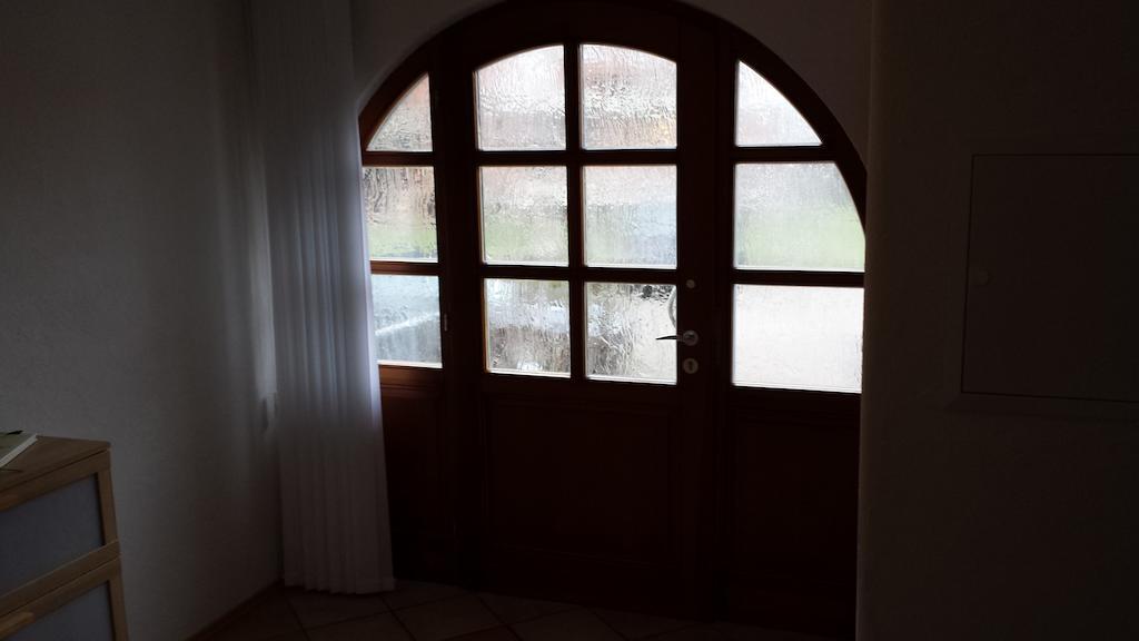Ferienhaus Schwoerer Rheinhausen Kamer foto