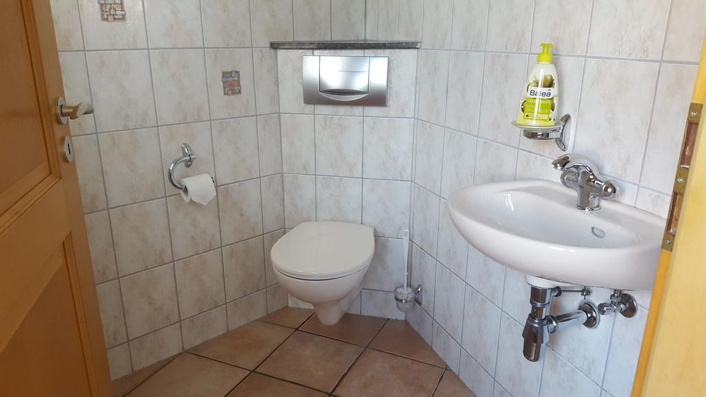 Ferienhaus Schwoerer Rheinhausen Buitenkant foto