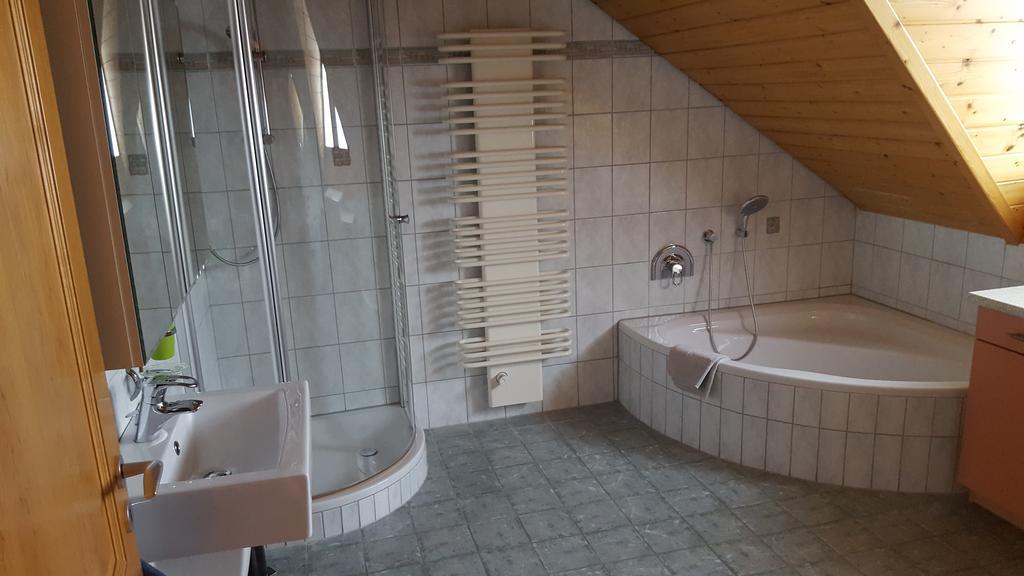 Ferienhaus Schwoerer Rheinhausen Buitenkant foto