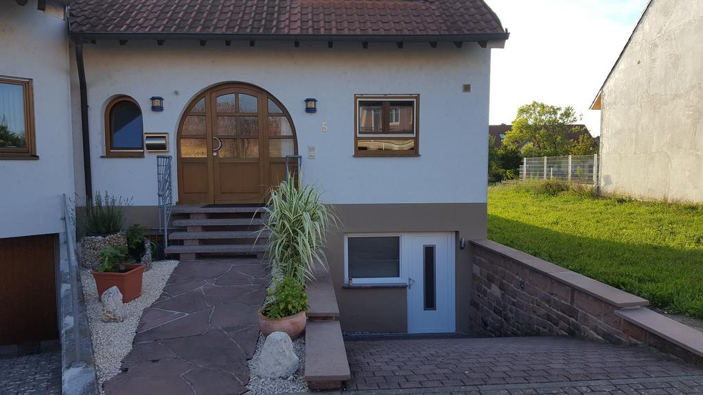Ferienhaus Schwoerer Rheinhausen Buitenkant foto